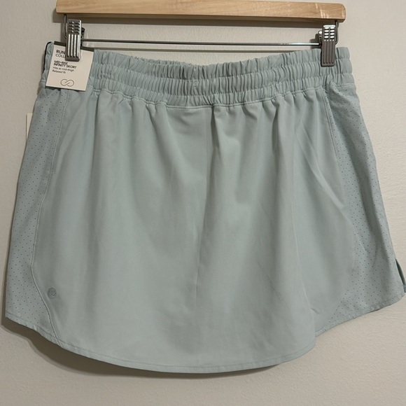 CALIA Calming Green Women's Infinity Run Skort Size Medium - Picture 4 of 6